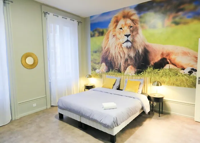La Jungle, T5 Hypercentre Chic Et Cosy, Wifi, Netflix Par Sovalfi